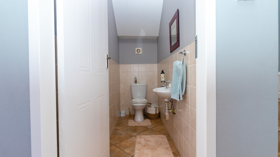 3 Bedroom Property for Sale in The Coves North West